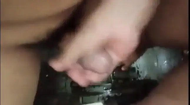 viral abg hijab sma di paksa pacar dan temannya wiwik di kebun